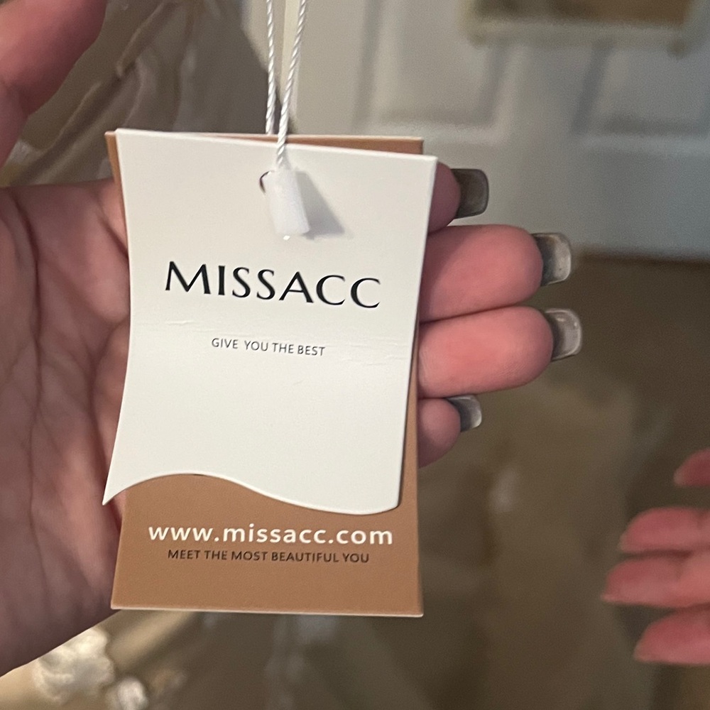 Missacc Elegant Cream Wedding Gown - Picture 3 of 4